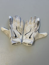 Load image into Gallery viewer, 2024 UCF Knights Game Used White Nike Superbad 7.0 Football Gloves 2XL