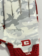 Load image into Gallery viewer, Washington DC Defenders Game Used UFL Under Armour Football Gloves 3XL