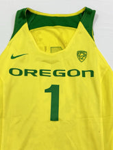 Load image into Gallery viewer, 2015 Oregon Ducks Game Used / Worn Womens NCAA Basketball Jersey - Size 46 #1