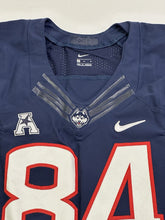Load image into Gallery viewer, 2018 UConn Huskies Game Used Nike Football Jersey #84 Size 38