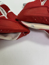 Load image into Gallery viewer, Washington DC Defenders Game Used UFL Under Armour Football Gloves 3XL
