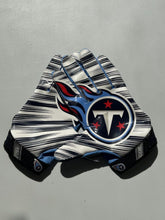 Load image into Gallery viewer, Tennessee Titans Game Issued Nike Vapor Jet NFL Football Gloves - Size XXL