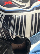 Load image into Gallery viewer, Tennessee Titans Game Issued Nike Vapor Jet NFL Football Gloves - Size XXL