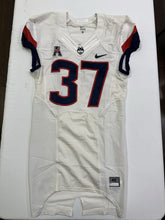 Load image into Gallery viewer, 2016 UConn Huskies Game Used Nike Football Jersey #37 Size 40 L