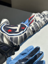 Load image into Gallery viewer, Tennessee Titans Game Issued Nike Vapor Jet NFL Football Gloves - Size XXL