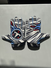 Load image into Gallery viewer, Tennessee Titans Game Issued Nike Vapor Jet NFL Football Gloves - Size XXL