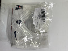 Load image into Gallery viewer, 2018 UConn Huskies Game Used Nike Football Jersey #19 Size 38