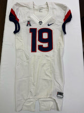Load image into Gallery viewer, 2018 UConn Huskies Game Used Nike Football Jersey #19 Size 38