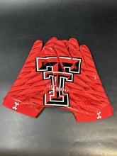 Load image into Gallery viewer, Texas Tech Red Raiders Game Used Under Armour Blur NCAA Football Gloves 2XL