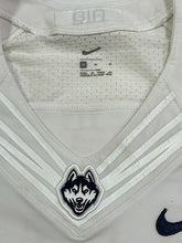 Load image into Gallery viewer, 2018 UConn Huskies Game Used Nike Football Jersey #39 Size 38 +4 Length