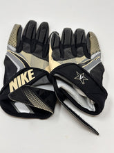 Load image into Gallery viewer, Vanderbilt Commodores Game Issued Nike Vapor Jet Football Gloves - Size Meduim