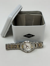 Load image into Gallery viewer, UConn Huskies Fossil Watch Unisex Silver New