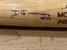 Load image into Gallery viewer, Fernando Martinez Signed GAME USED Louisville Slugger Baseball Bat Beckett COA