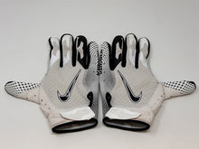 Load image into Gallery viewer, UCF Knights Game Used Nike Football Gloves - Size 4XL