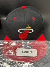 Load image into Gallery viewer, 47770757
