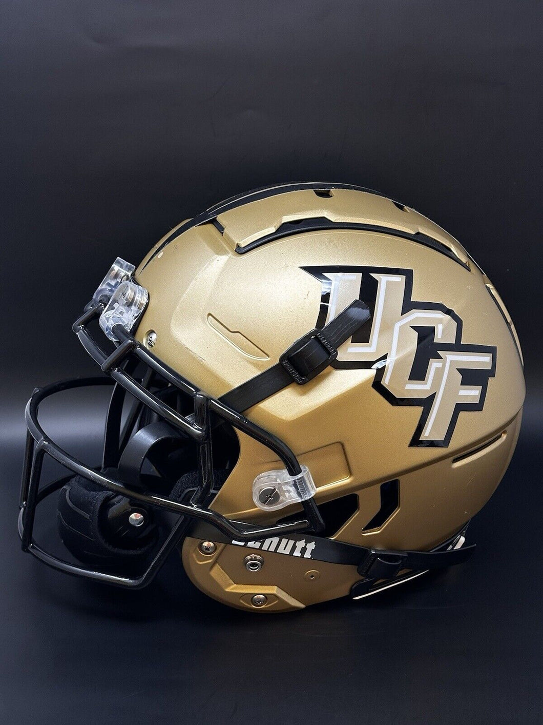 2022 UCF Knights Game Issued / Worn Schutt F7 Football Helmet