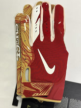 Load image into Gallery viewer, San Francisco 49ers Team Issued dddNike Vapor Jet NFL Football Gloves

