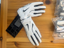 Load image into Gallery viewer, Georgia Bulldogs New Team Issued Nike Superbad  Football Gloves Medium UGA Dawgs
