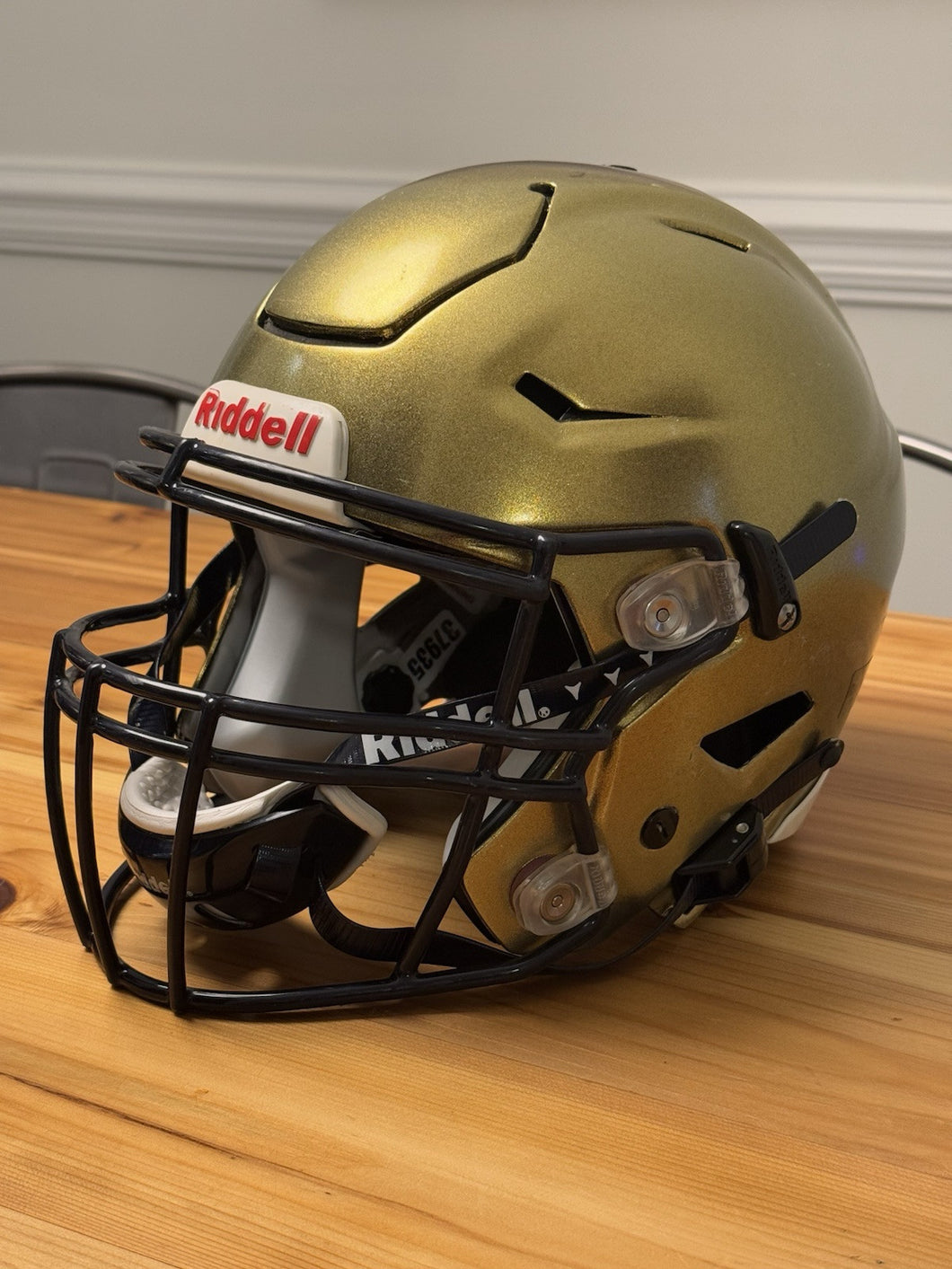 2x football helmet Riddell SpeedFlex Game Issued / Used Adult Medium NCAA – LBC Football LLC this Axiom model provides YETI Cooler, Roadie 20, w-work-bags Color:smoke/cinder